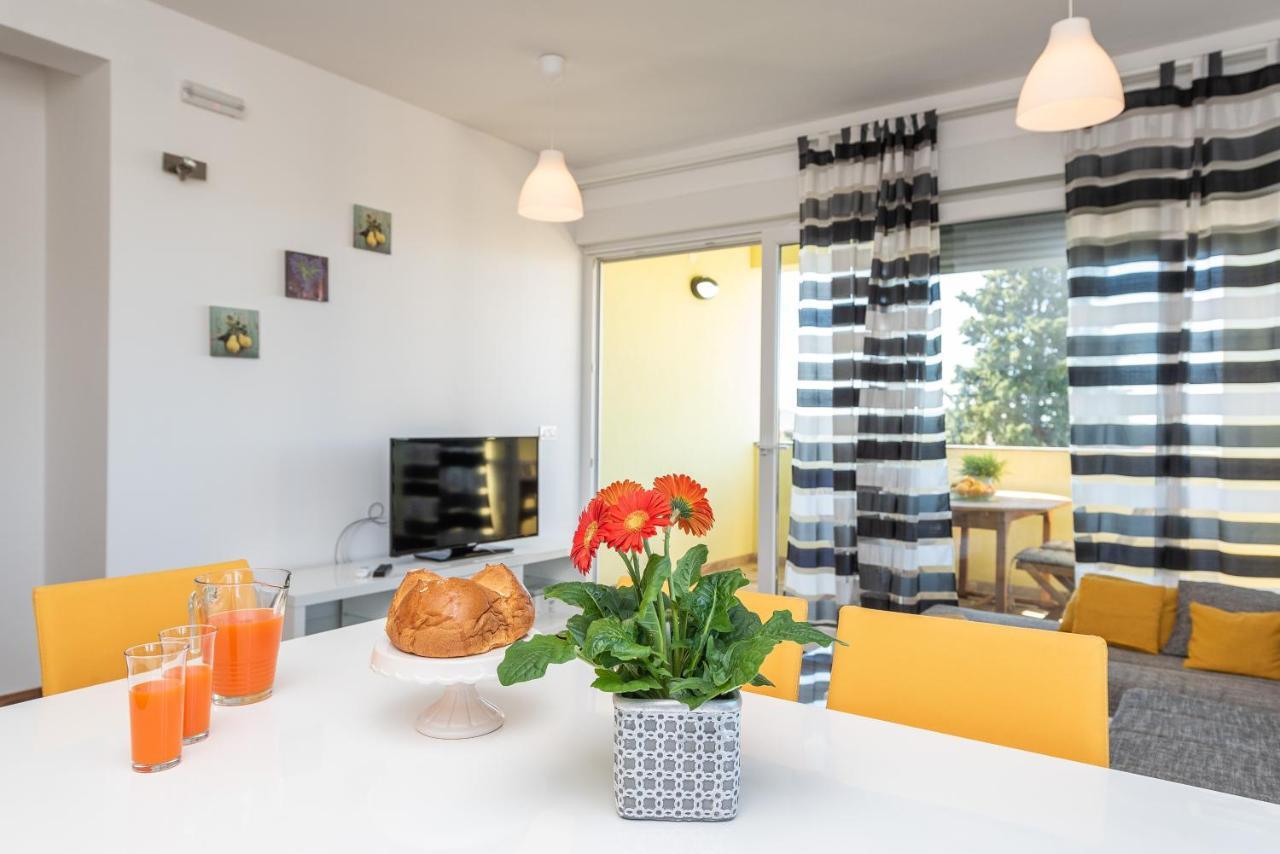 Antonio Apartments Sukošan Buitenkant foto