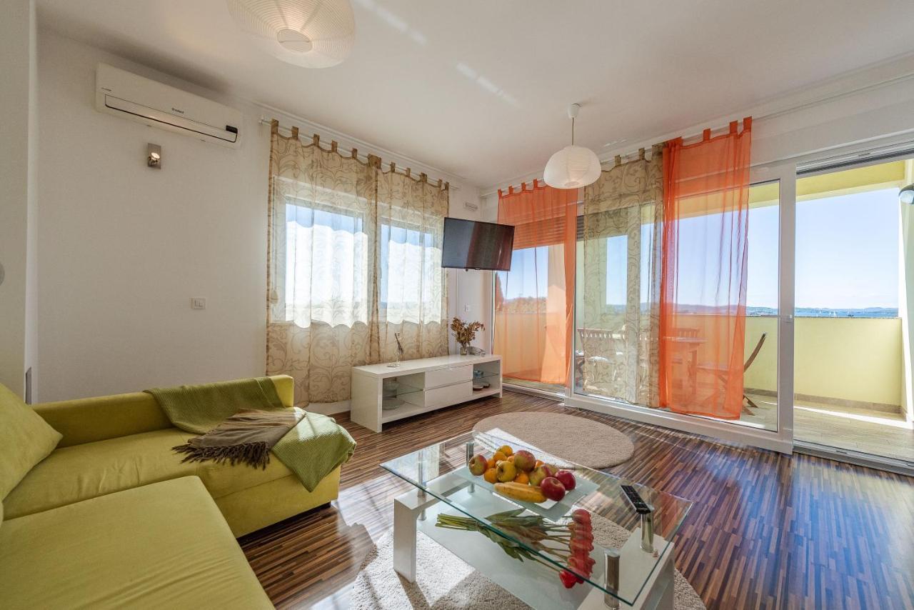 Antonio Apartments Sukošan Buitenkant foto