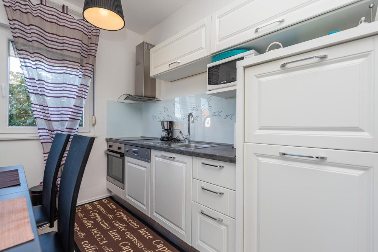 Antonio Apartments Sukošan Buitenkant foto